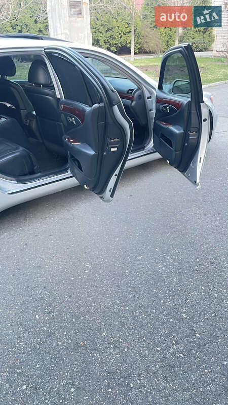 Седан Lexus LS 2008 в Дніпрі