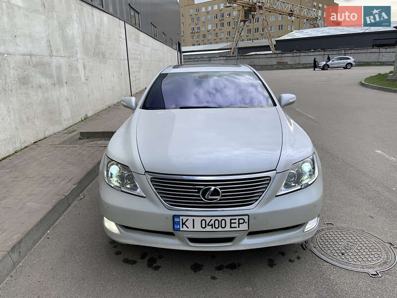 Седан Lexus LS 2007 в Києві