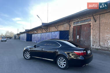 Седан Lexus LS 2008 в Чернігові