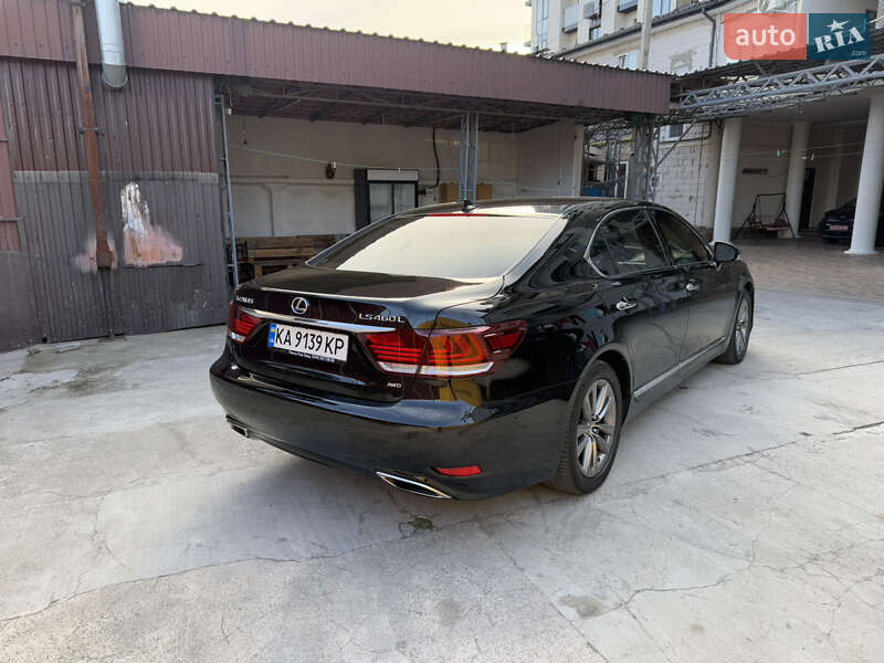 Седан Lexus LS 2012 в Умани