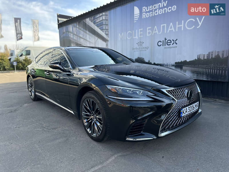 Седан Lexus LS 2018 в 
