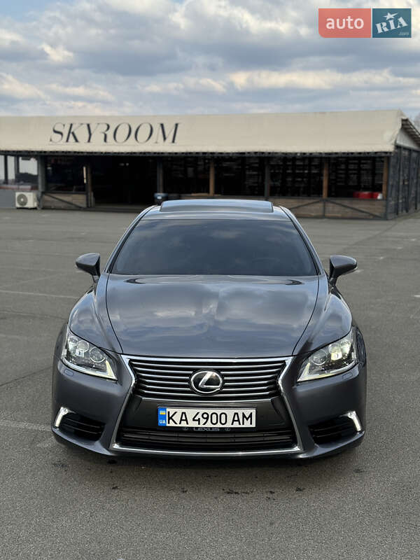 Седан Lexus LS 2014 в Киеве