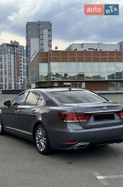 Седан Lexus LS 2014 в 