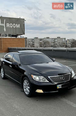 Седан Lexus LS 2007 в Києві