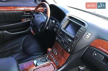 Седан Lexus LS 2005 в 