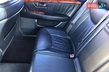 Седан Lexus LS 2005 в 