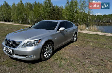 Седан Lexus LS 2007 в 