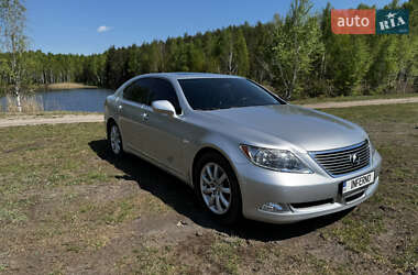 Седан Lexus LS 2007 в 