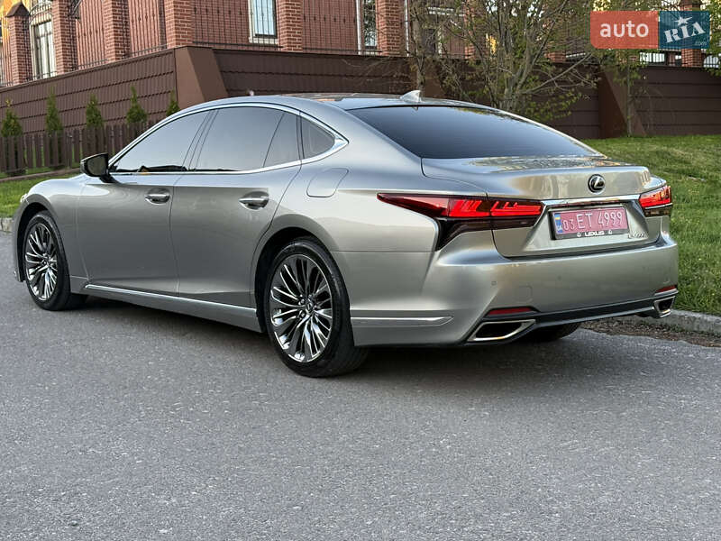 Седан Lexus LS 2022 в Ровно
