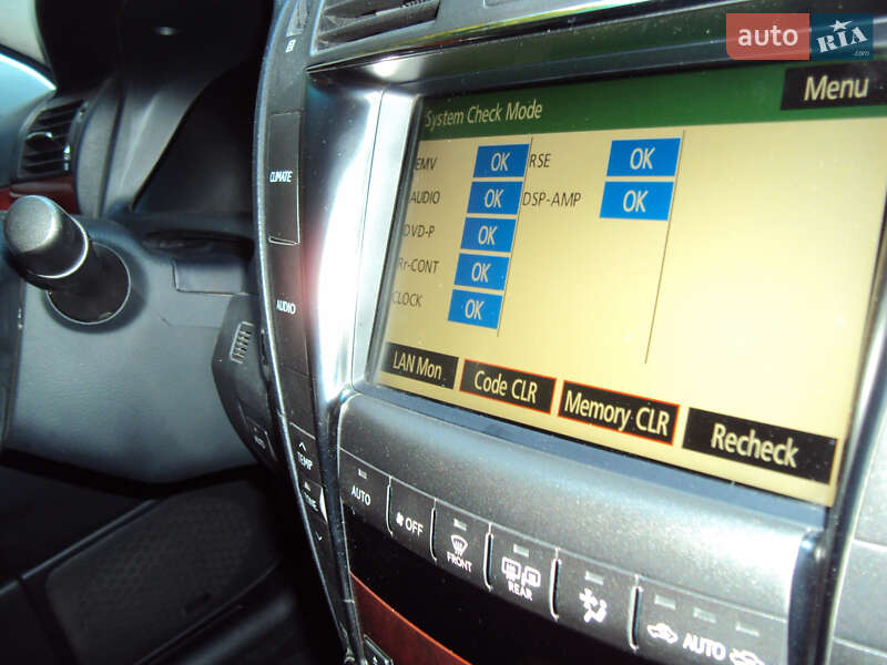 Седан Lexus LS 2008 в Дніпрі