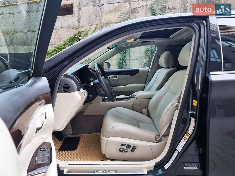Седан Lexus LS 2007 в Хмельницком