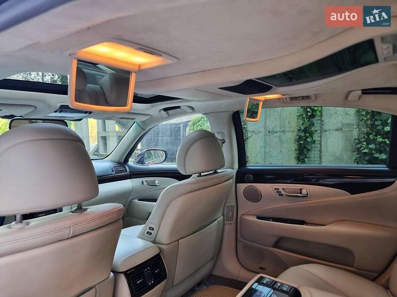 Седан Lexus LS 2007 в Хмельницком