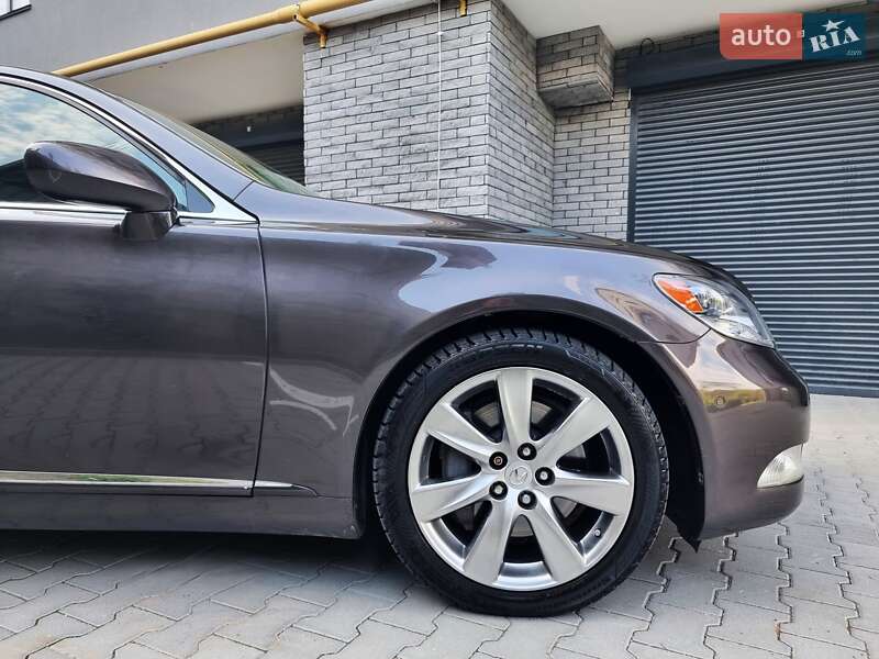 Седан Lexus LS 2007 в Хмельницком