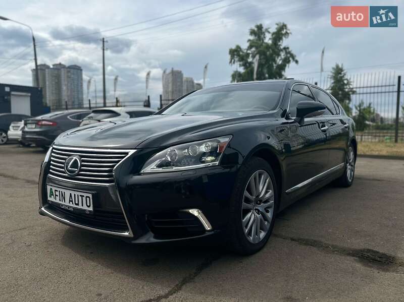 Седан Lexus LS 2014 в 