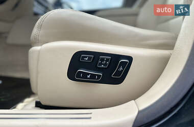 Седан Lexus LS 2014 в 