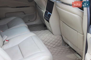 Седан Lexus LS 2014 в 