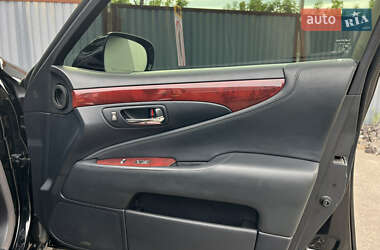 Седан Lexus LS 2007 в 