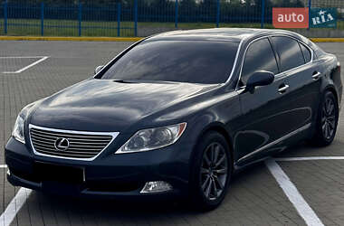 Седан Lexus LS 2008 в 