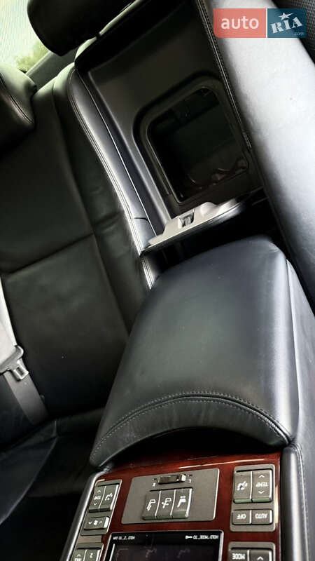 Седан Lexus LS 2007 в Киеве