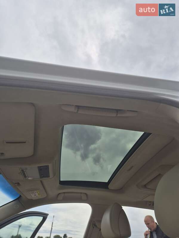 Седан Lexus LS 2013 в Киеве