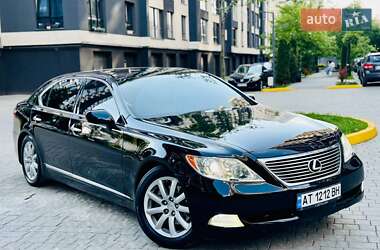 Седан Lexus LS 2008 в Ровно