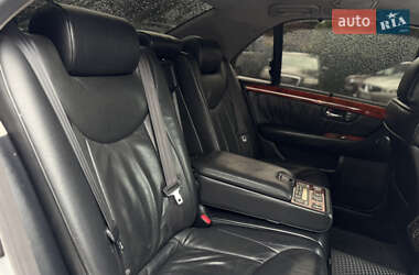 Седан Lexus LS 2003 в 