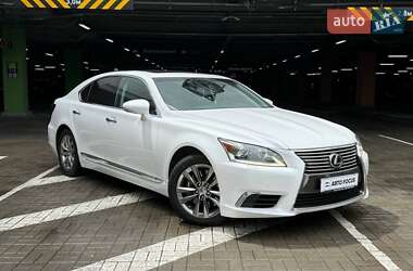 Седан Lexus LS 2015 в Києві