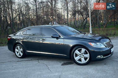 Седан Lexus LS 2007 в 