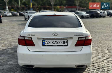 Седан Lexus LS 2008 в 