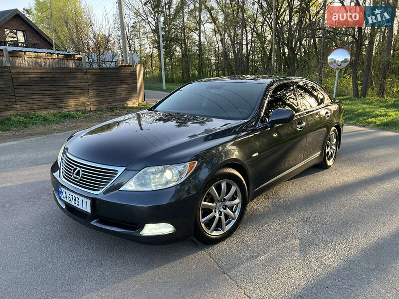 Lexus LS 2008