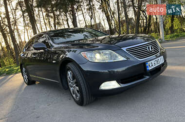 Седан Lexus LS 2008 в 