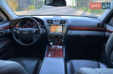 Седан Lexus LS 2008 в 