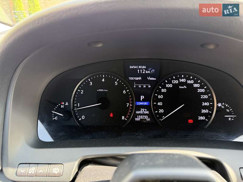 Седан Lexus LS 2014 в Луцке