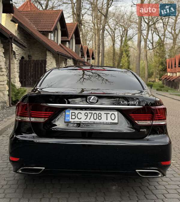 Седан Lexus LS 2013 в Львові