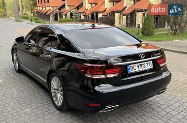Седан Lexus LS 2013 в 