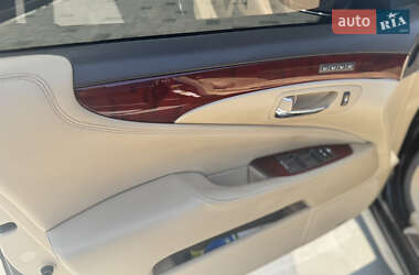 Седан Lexus LS 2007 в Ивано-Франковске