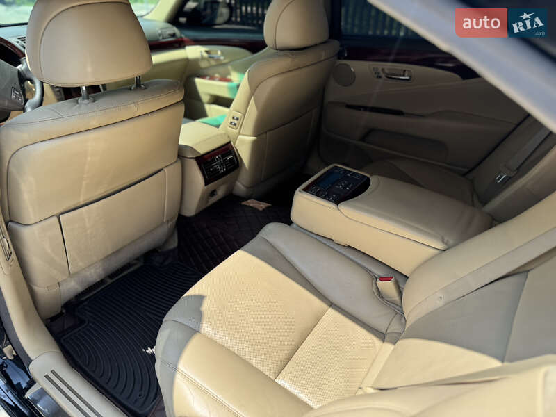 Седан Lexus LS 2007 в Ивано-Франковске фото 13 Седан Lexus LS 2007 в Ивано-Франковске