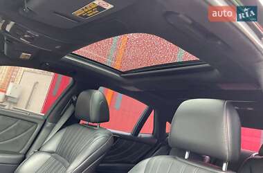Седан Lexus LS 2018 в 