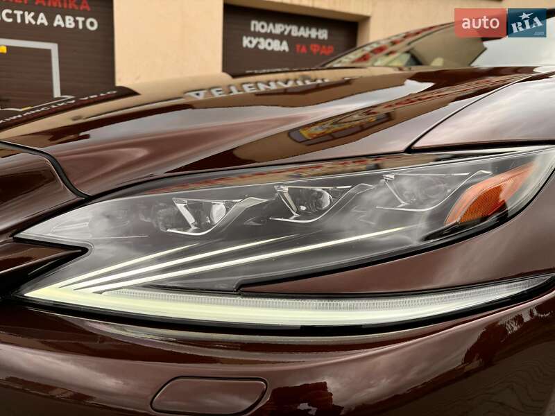 Седан Lexus LS 2018 в Львове фото 23 Седан Lexus LS 2018 в Львове