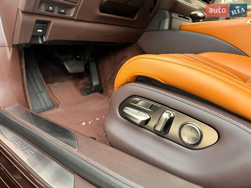 Седан Lexus LS 2018 в Львове фото 41 Седан Lexus LS 2018 в Львове