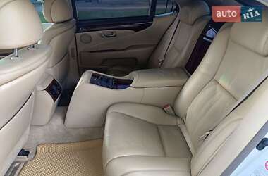 Седан Lexus LS 2007 в 