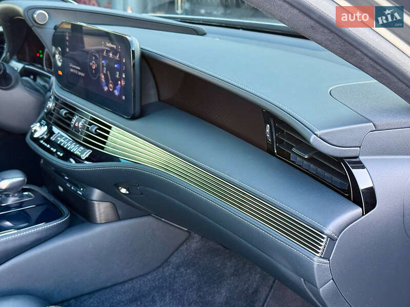 Седан Lexus LS 2021 в Одесі