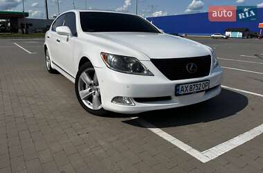 Седан Lexus LS 2008 в 
