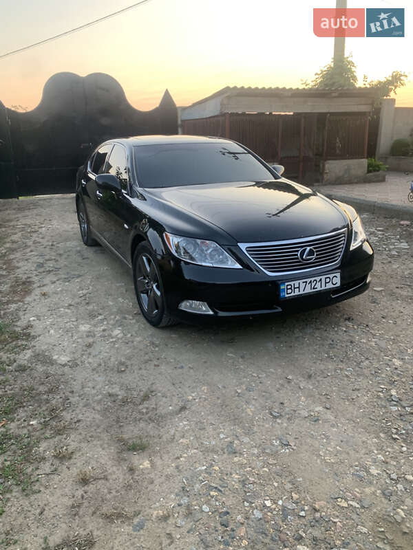 Lexus LS 2008