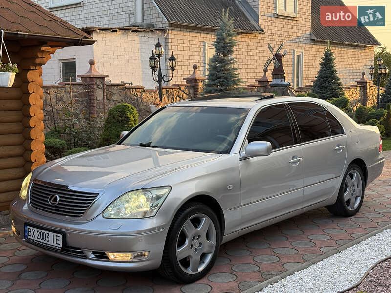 Седан Lexus LS 2004 в Вараше