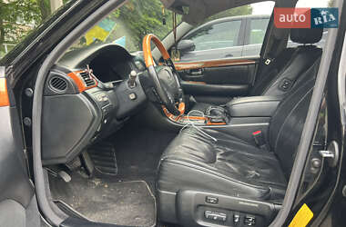 Седан Lexus LS 2002 в 