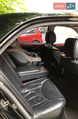 Седан Lexus LS 2004 в 