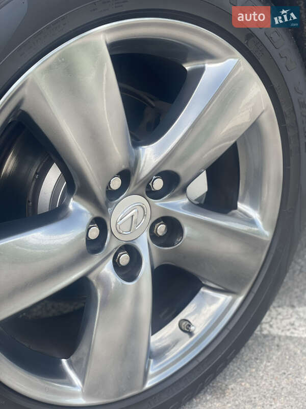 Седан Lexus LS 2008 в Дніпрі