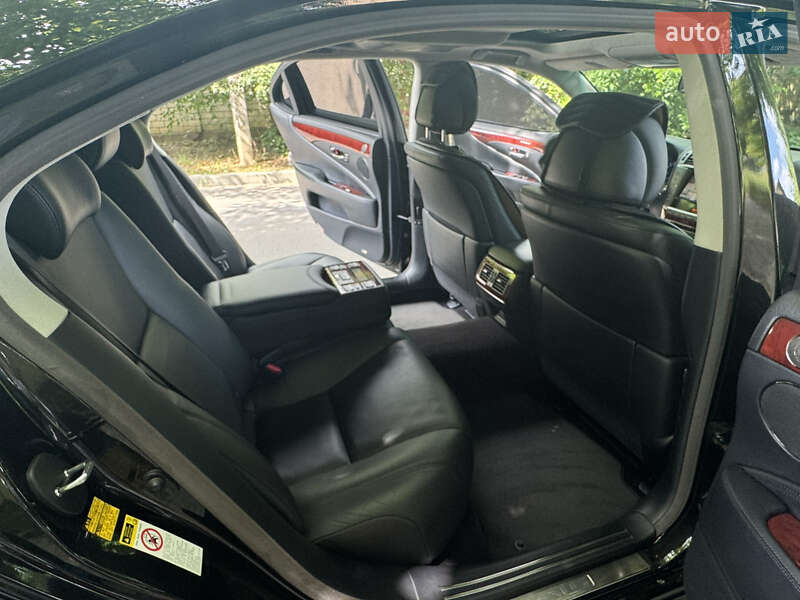 Седан Lexus LS 2011 в Одесі фото 67 Седан Lexus LS 2011 в Одесі