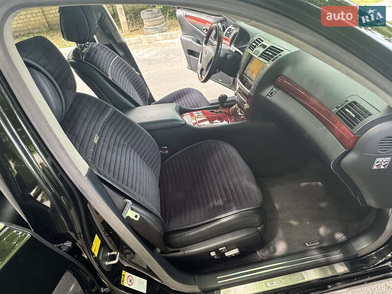 Седан Lexus LS 2011 в Одесі фото 72 Седан Lexus LS 2011 в Одесі